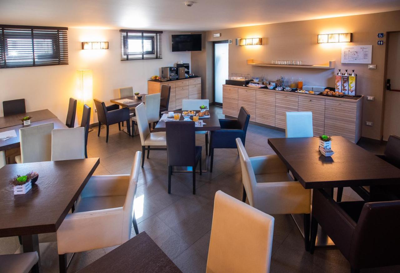 Hotel Ex-L Fiume Veneto Zewnętrze zdjęcie