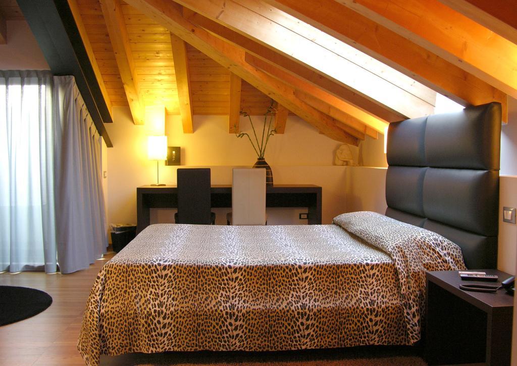 Hotel Ex-L Fiume Veneto Zewnętrze zdjęcie